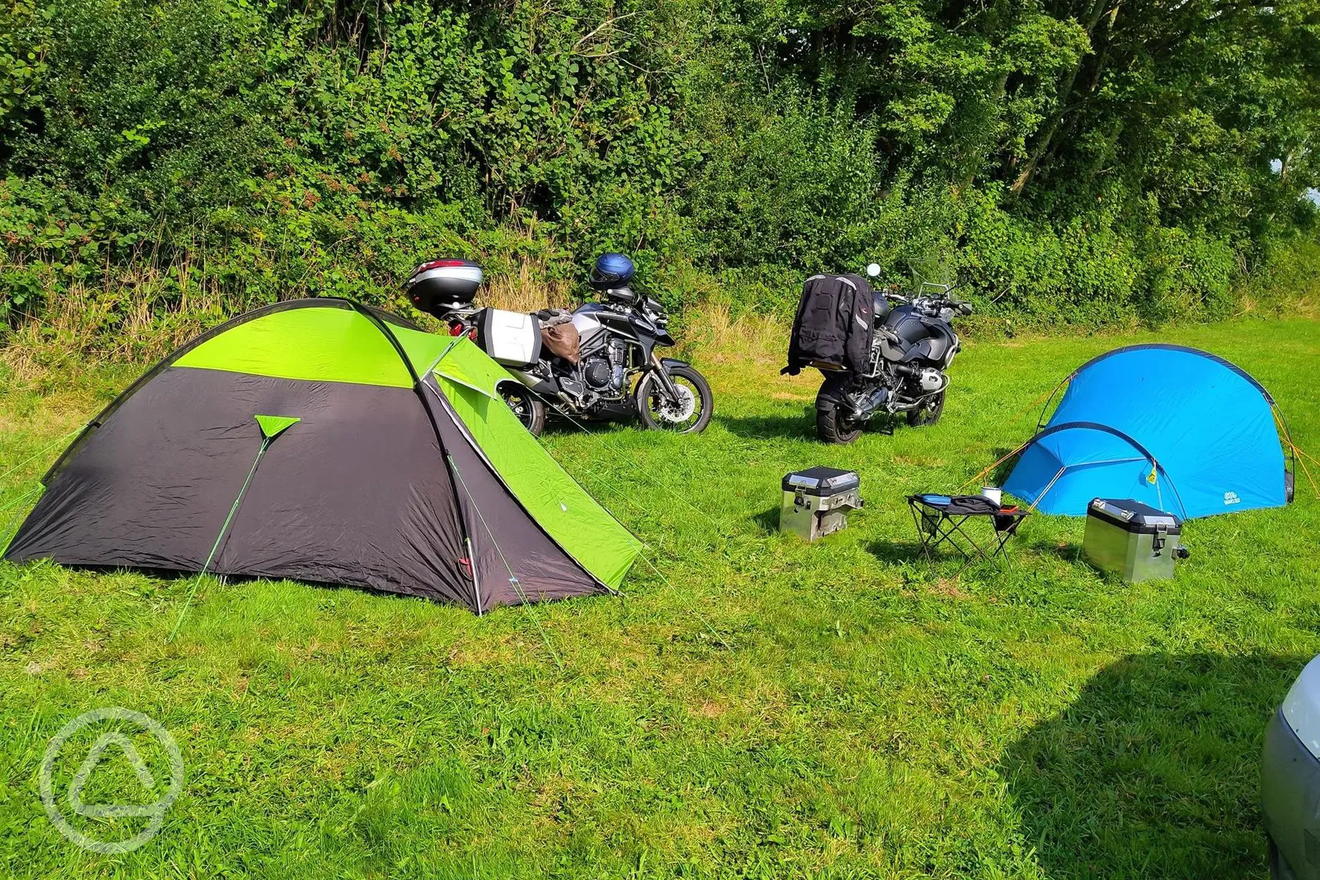 Non electric grass tent pitches