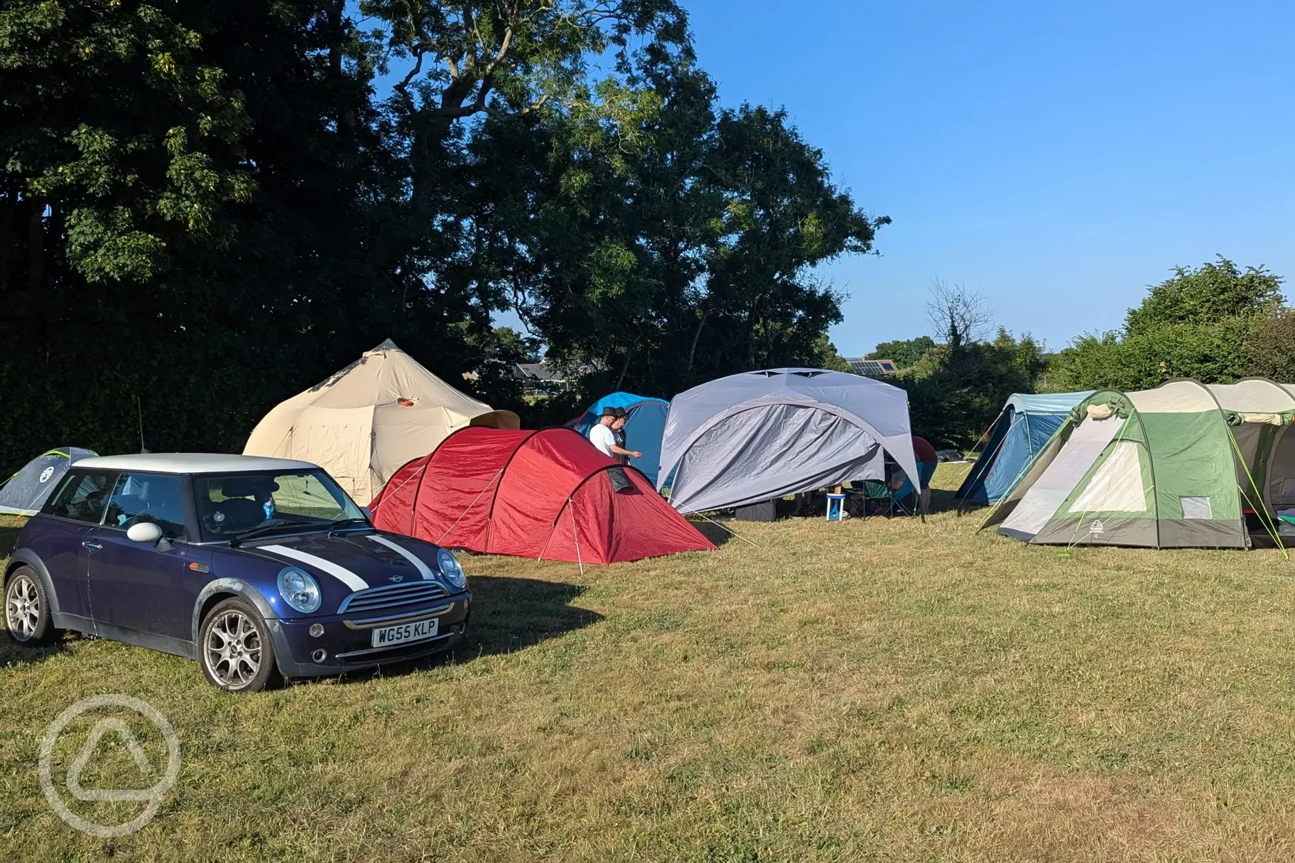Non electric grass tent pitches