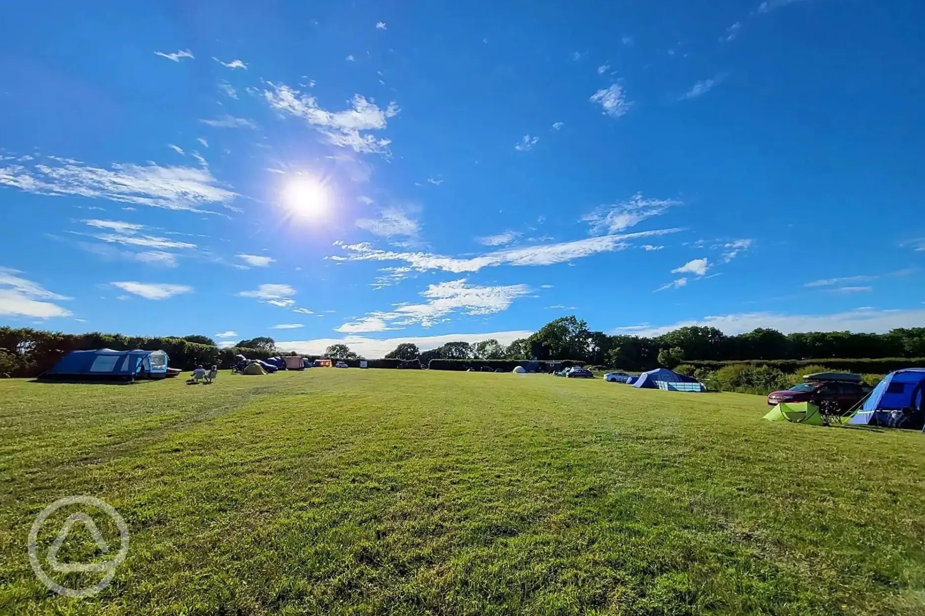 Non electric grass tent pitches