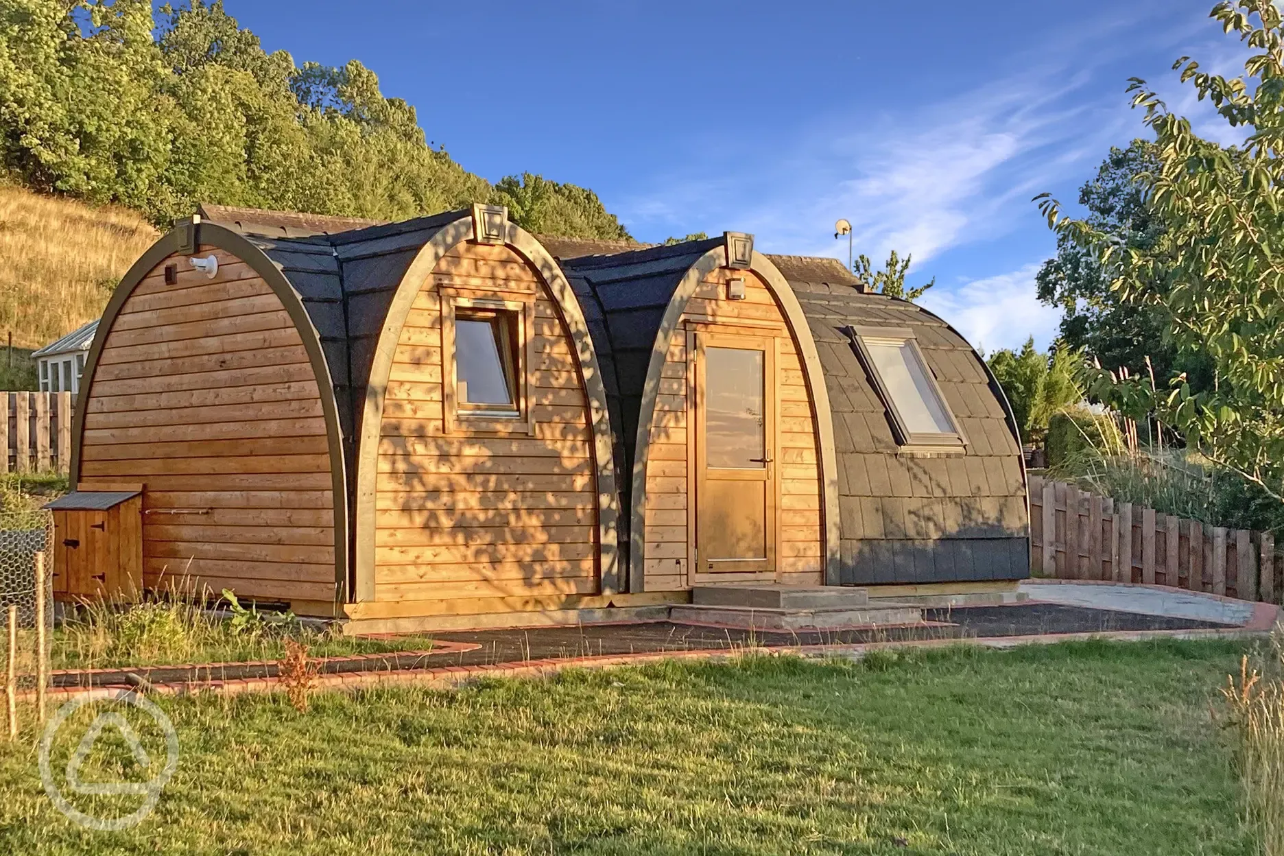 Owl pod with hot tub