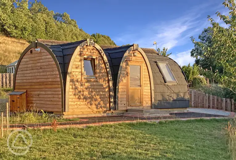 Owl pod with hot tub