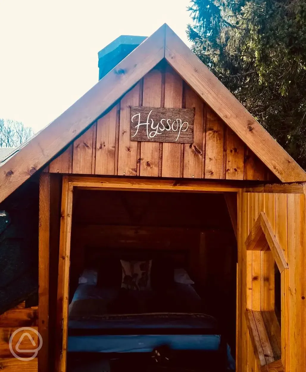 Hyssop glamping cabin