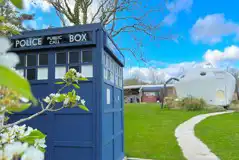 Spodnic UFO camping pod