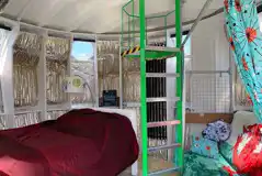 Spodnic UFO camping pod interior