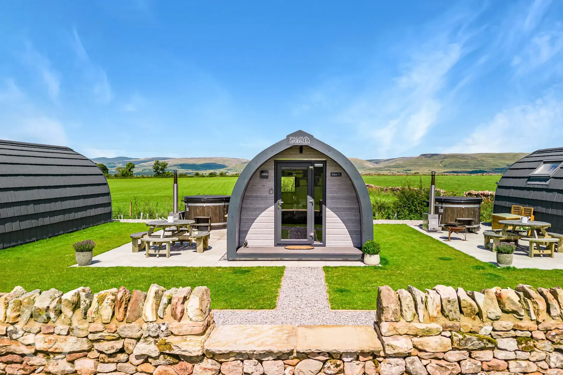 Glamping pod and wood-fired hot tub