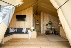 Safari tent