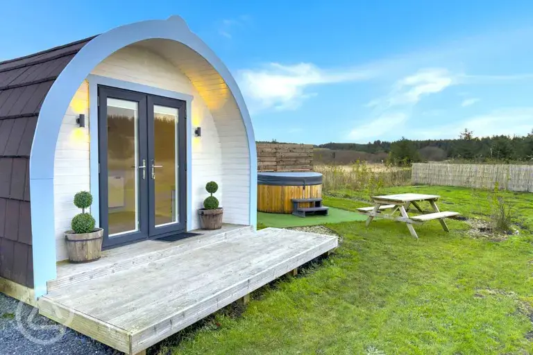 Bluebell ensuite glamping pod