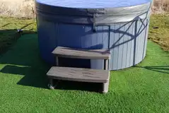 Hot tub Hot tub