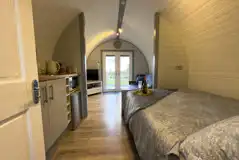 Bluebell ensuite glamping pod interior