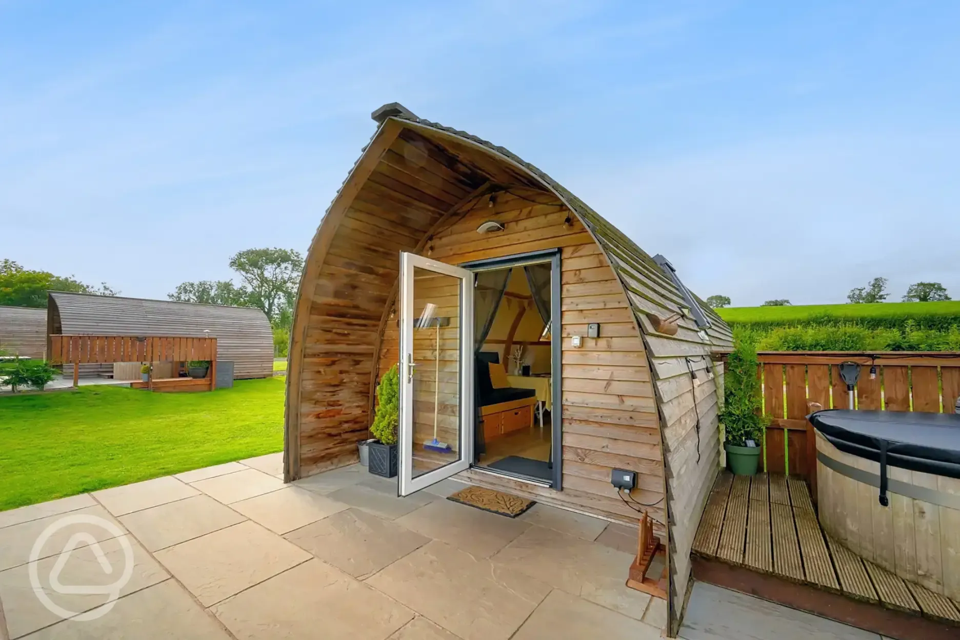 Smardale ensuite glamping pod with optional hot tub