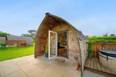 Smardale ensuite glamping pod with optional hot tub