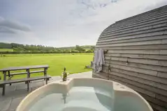 Electric hot tub in Smardale ensuite glamping pod with countryside views Electric hot tub in Smardale ensuite glamping pod with countryside views