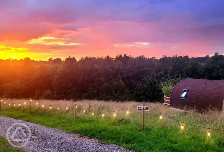 Coplow glamping pod with hot tub