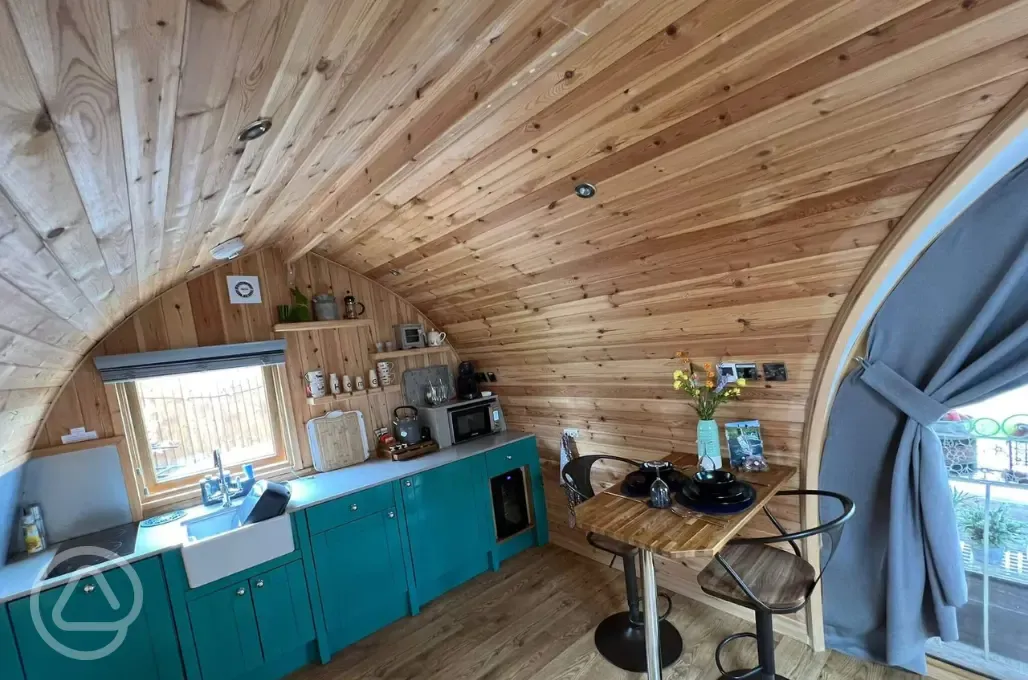 Daisy ensuite glamping pod kitchenette