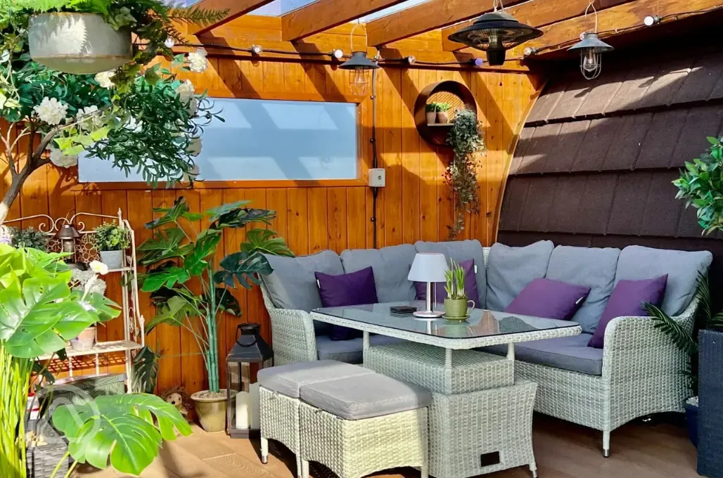 Daisy ensuite glamping pod outside seating area