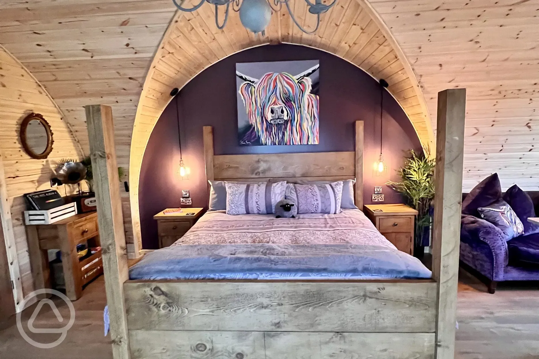 Bluebell ensuite glamping pod bedroom