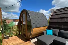 Buttercup ensuite glamping pod sauna Buttercup ensuite glamping pod sauna