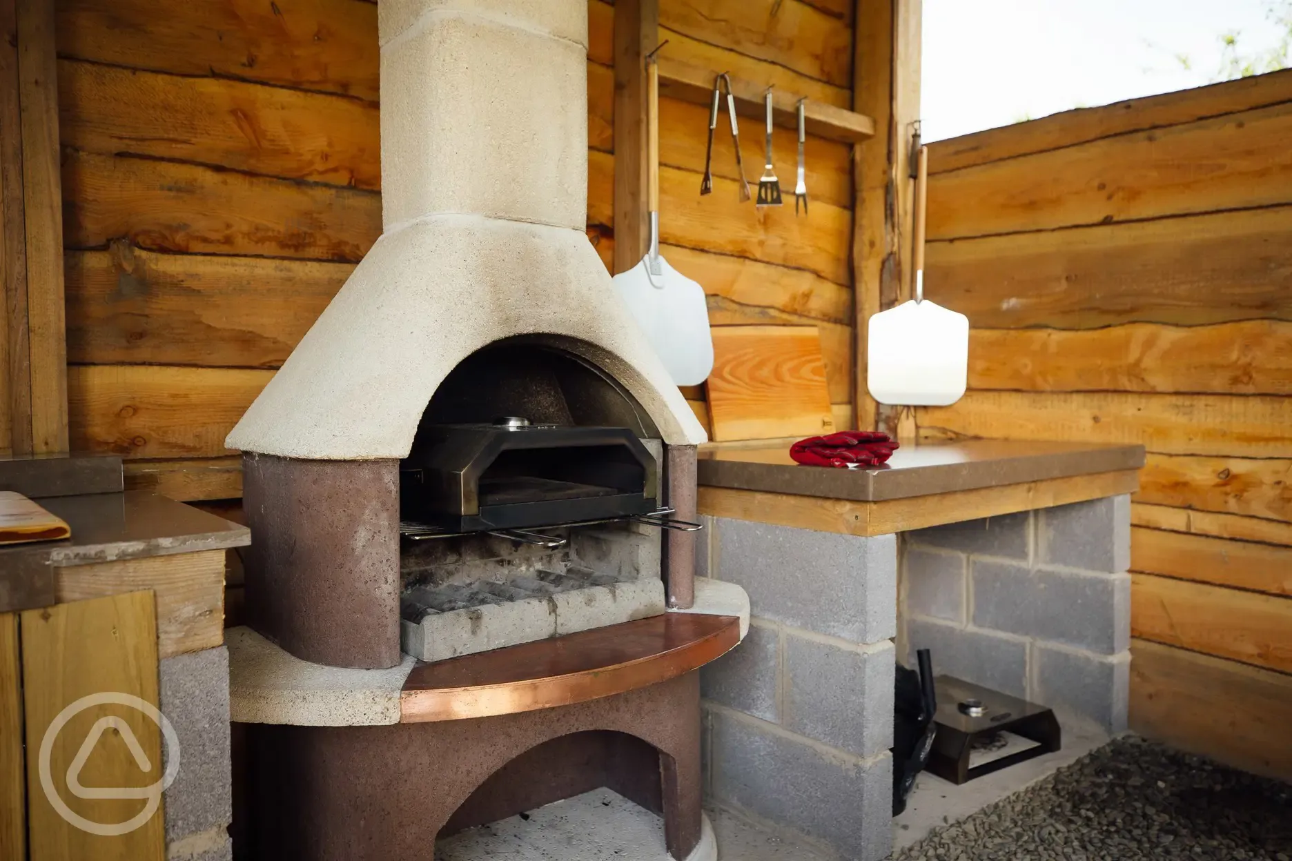 Pizza oven