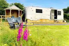 Wildview trailer with a covered outdoor bath