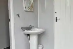 Bramble Brook shower room