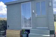 Medlyn Meadows ensuite bathroom on the pitch