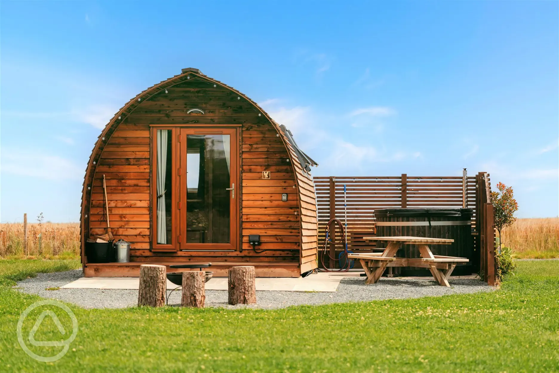 Glamping pod with hot tub exterior 