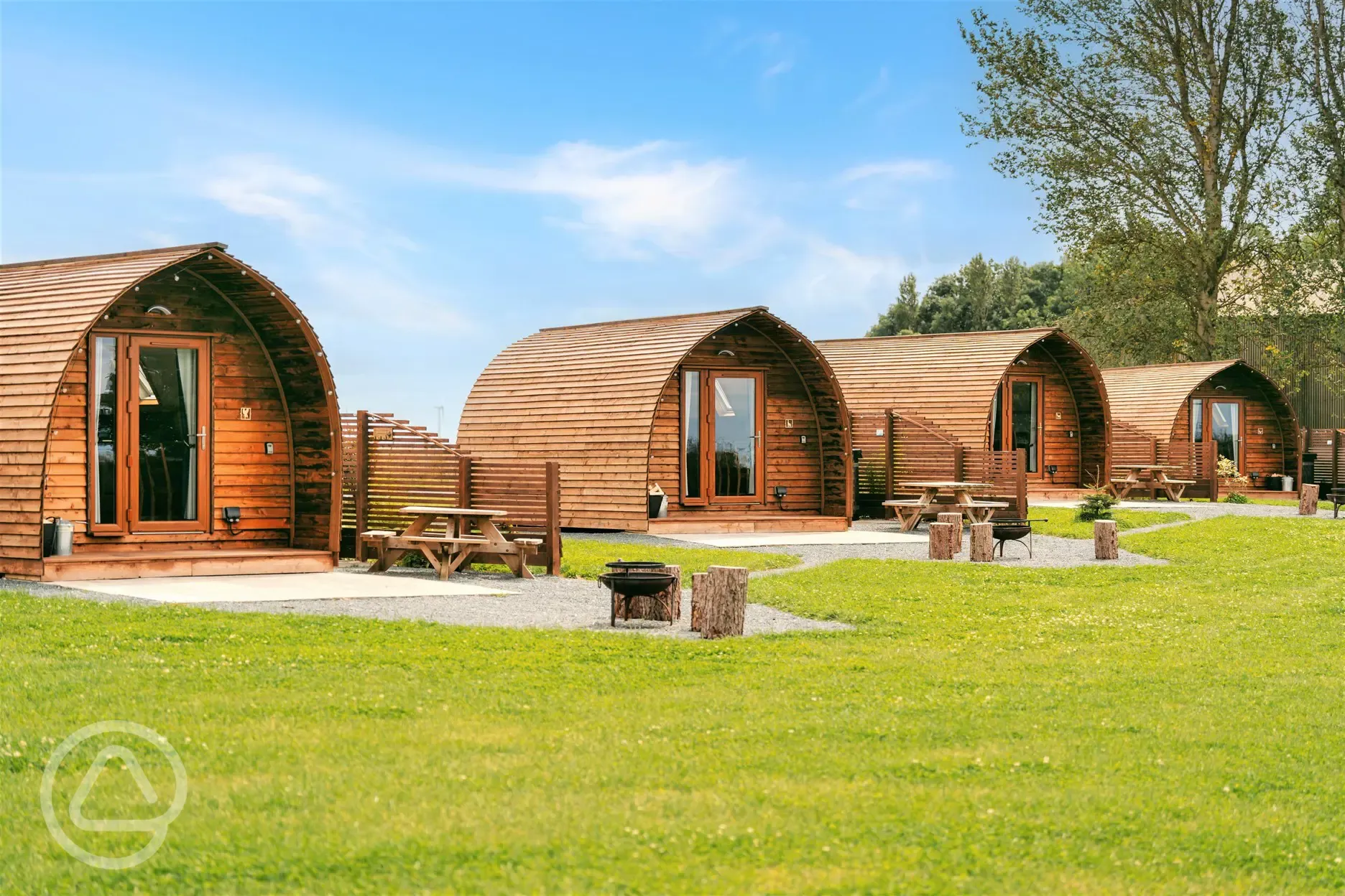 Glamping pods with hot tubs