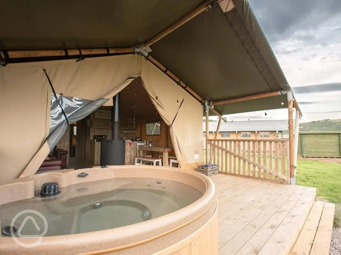 Safari tent with hot tub 
