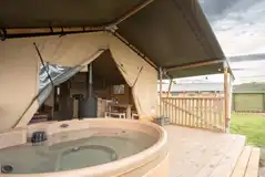 Safari tent and private hot tub 