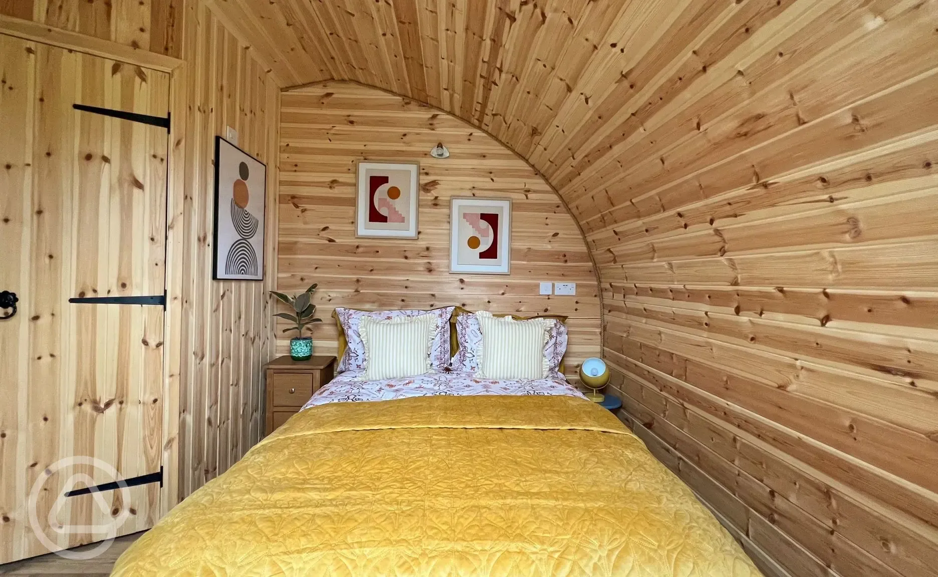 Glencroft pod - double bed
