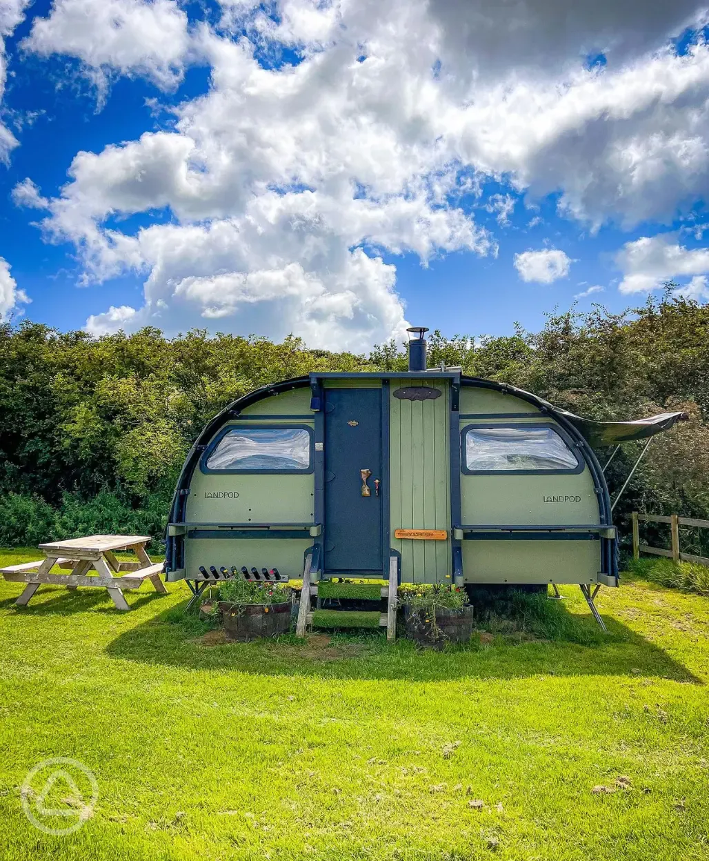 Large landpod