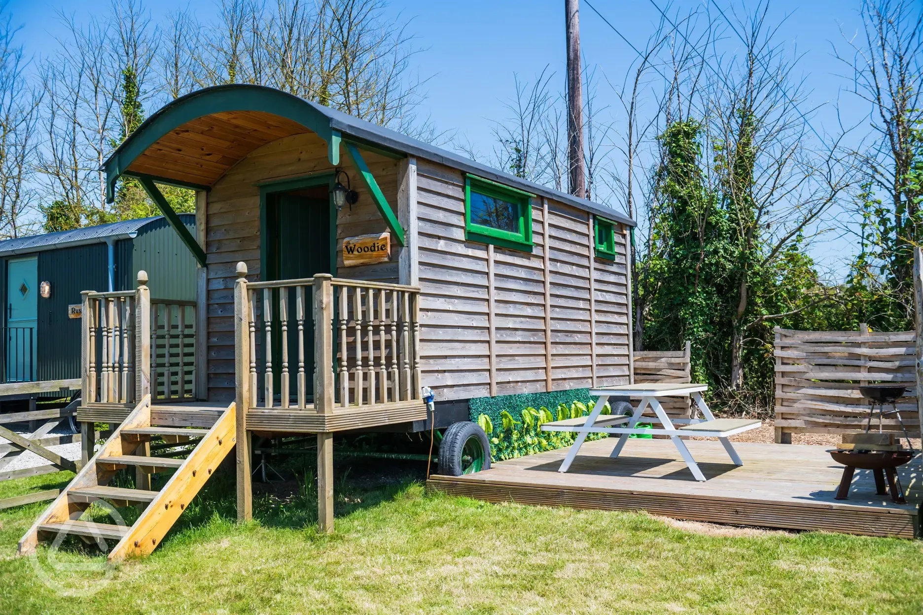 Woodie shepherd's hut