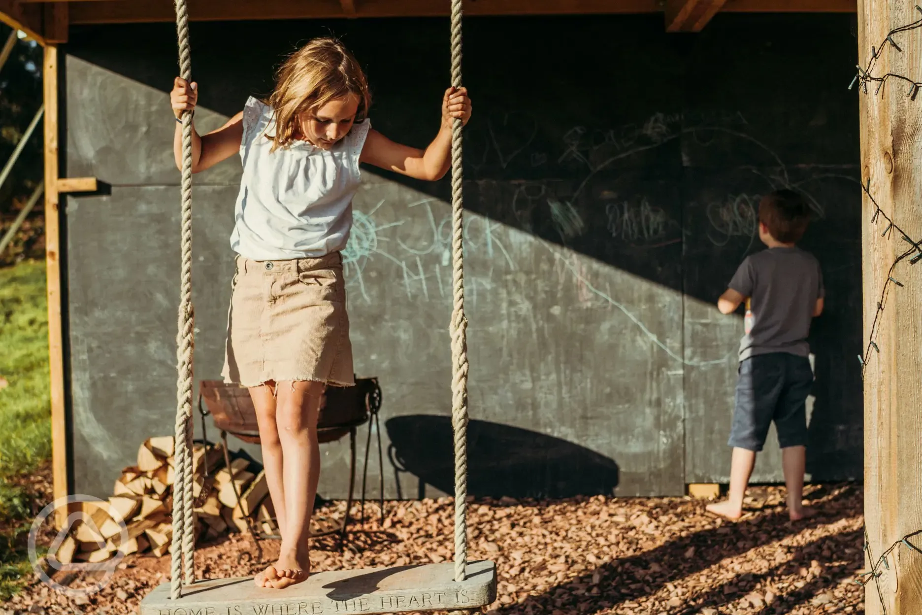 Safari tent swing