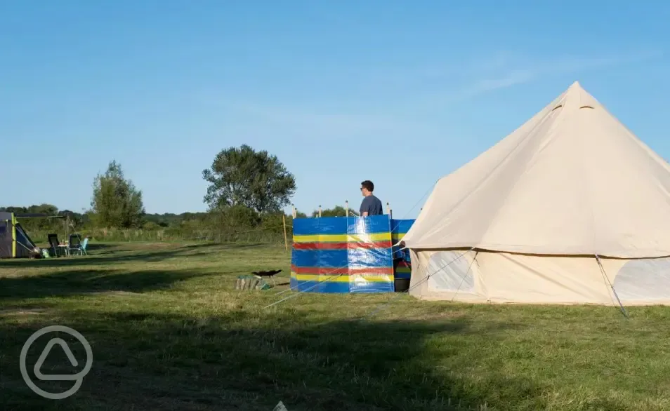 Non electric grass tent pitches