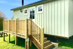 Shepherd's hut