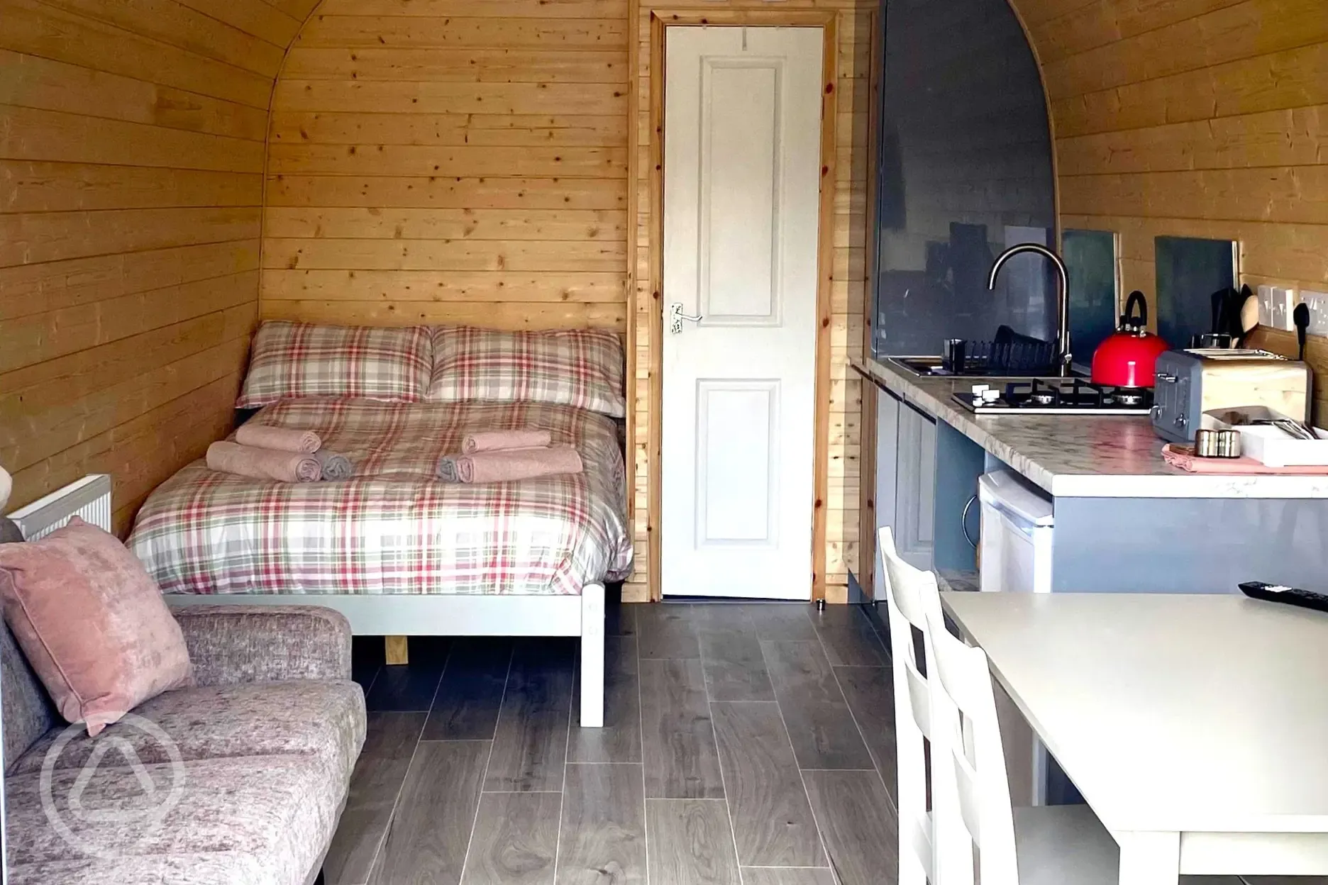 Cuddfan glamping pod interior