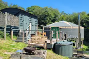 Go Eco Glamping, Llanwnnen, Ceredigion (10.1 miles)