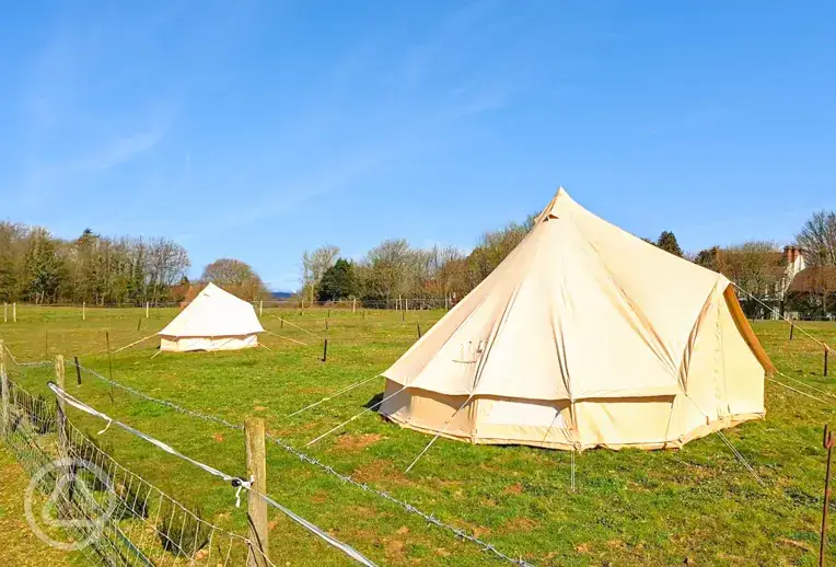 Non electric grass tent pitches