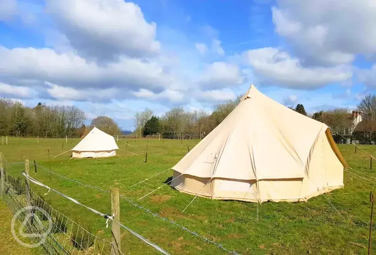 Non electric grass tent pitches