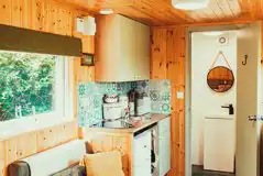 Caban Marta kitchen with gas hobs, a fridge/freezer and a sink Caban Marta kitchen with gas hobs, a fridge/freezer and a sink