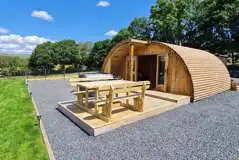 Glamping cabin with hot tub