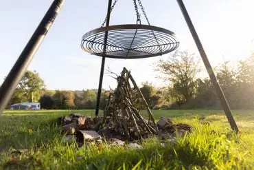 Baby Belle campfire at Wheal Busy Holidays