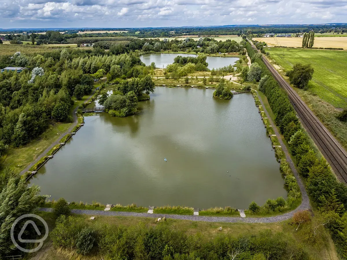 Silver and gold fishing lakes