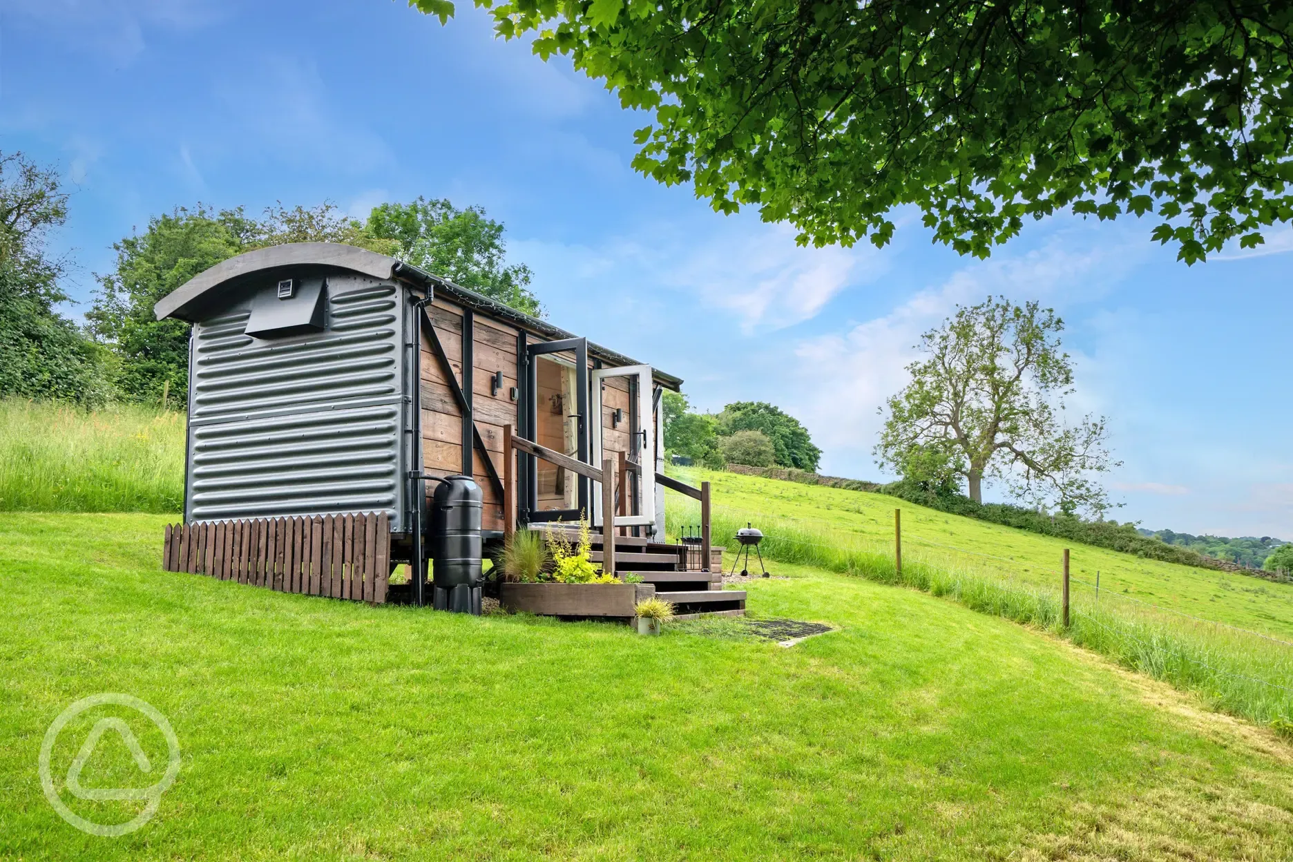 Shepherd's hut 