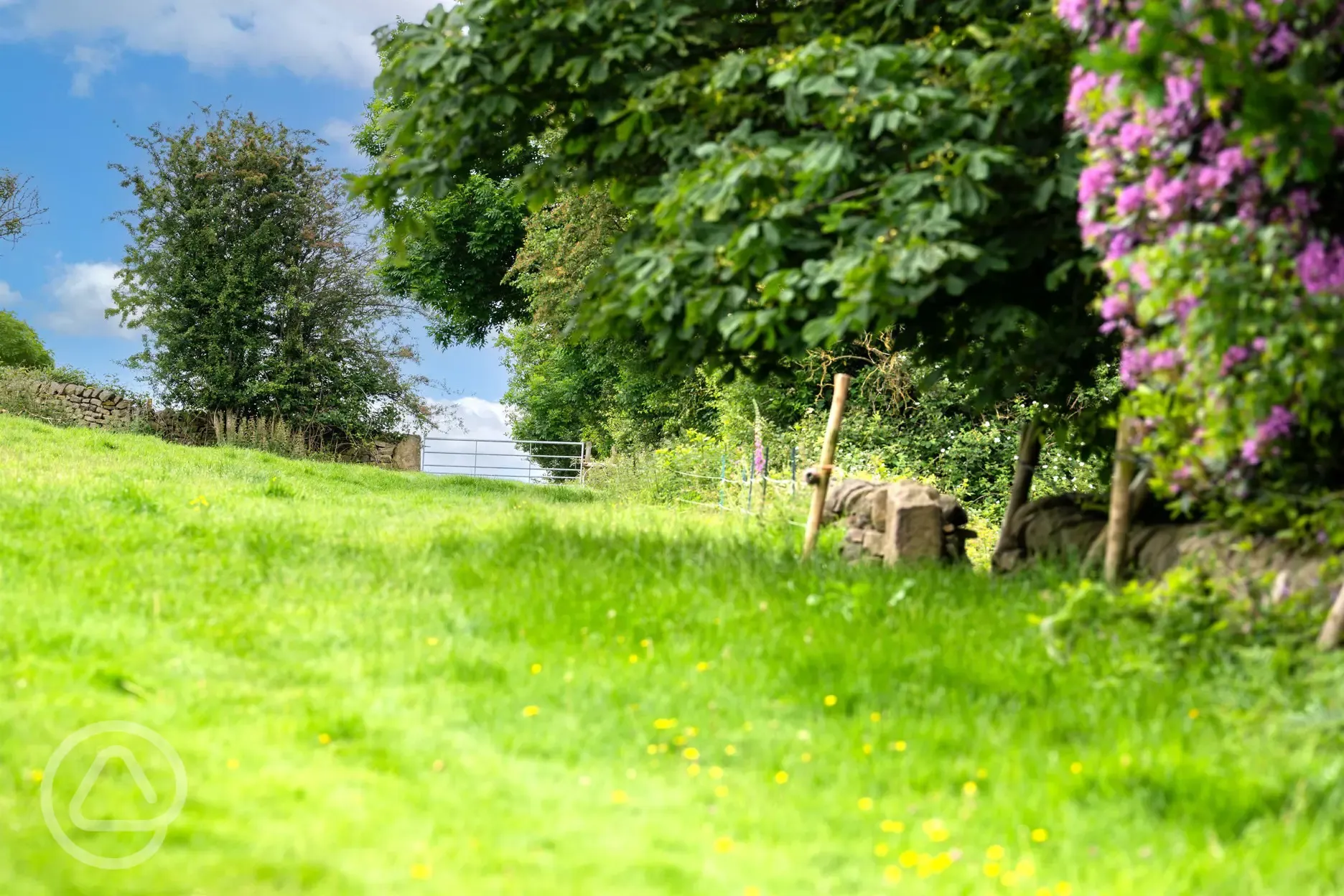 Countryside walks nearby