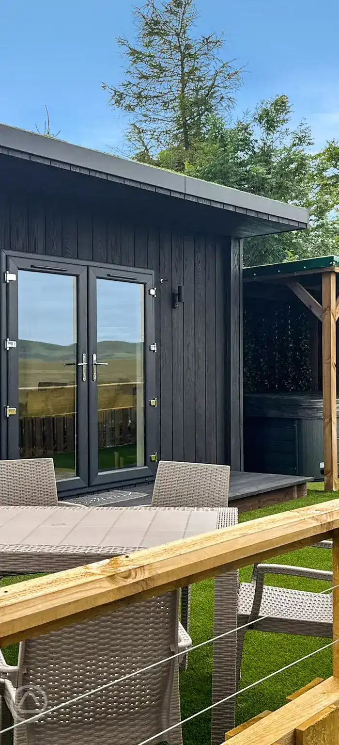 Springfield Farm Holiday Pods in Penicuik, Edinburgh and the Lothians