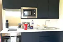 Patie's Hill ensuite glamping pod with hot tub - kitchenette Patie's Hill ensuite glamping pod with hot tub - kitchenette