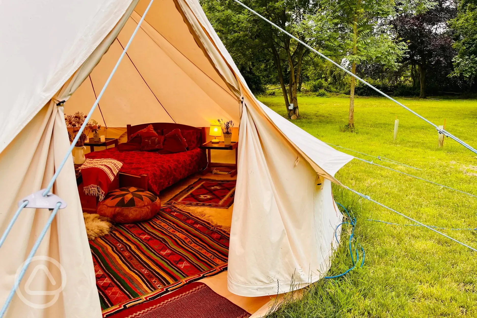 Deluxe bell tent