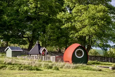 The Rowan pod and BBQ hut