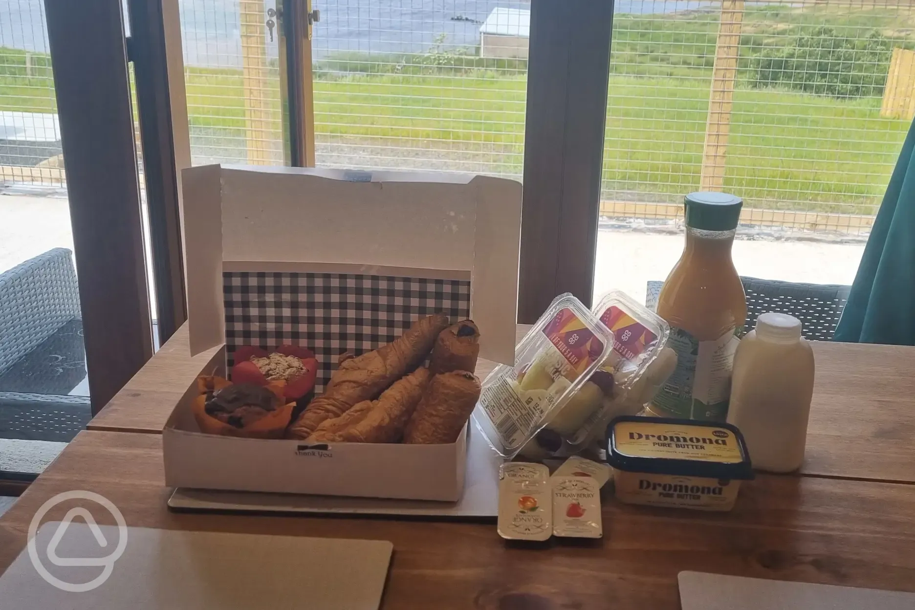 Breakfast hamper available to add on 